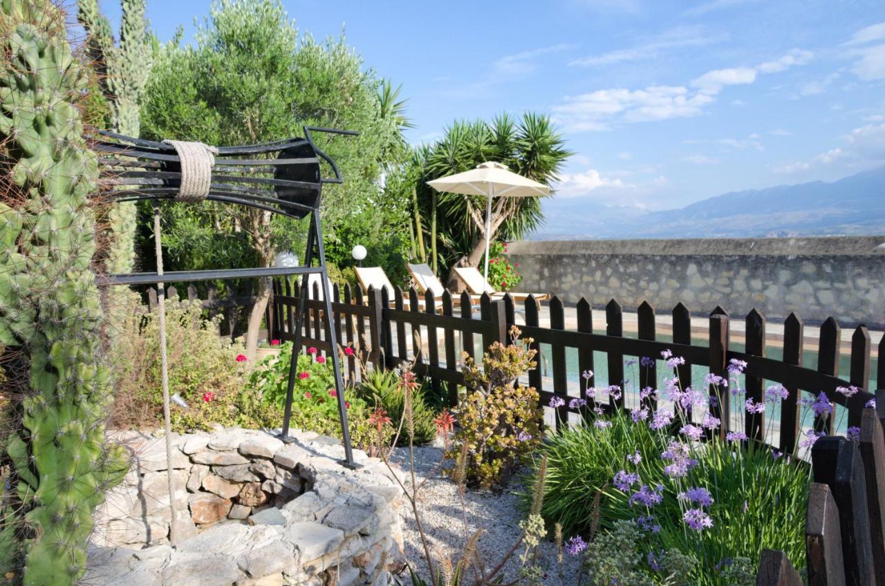 Villa Athina Megála Horáfia Kültér fotó